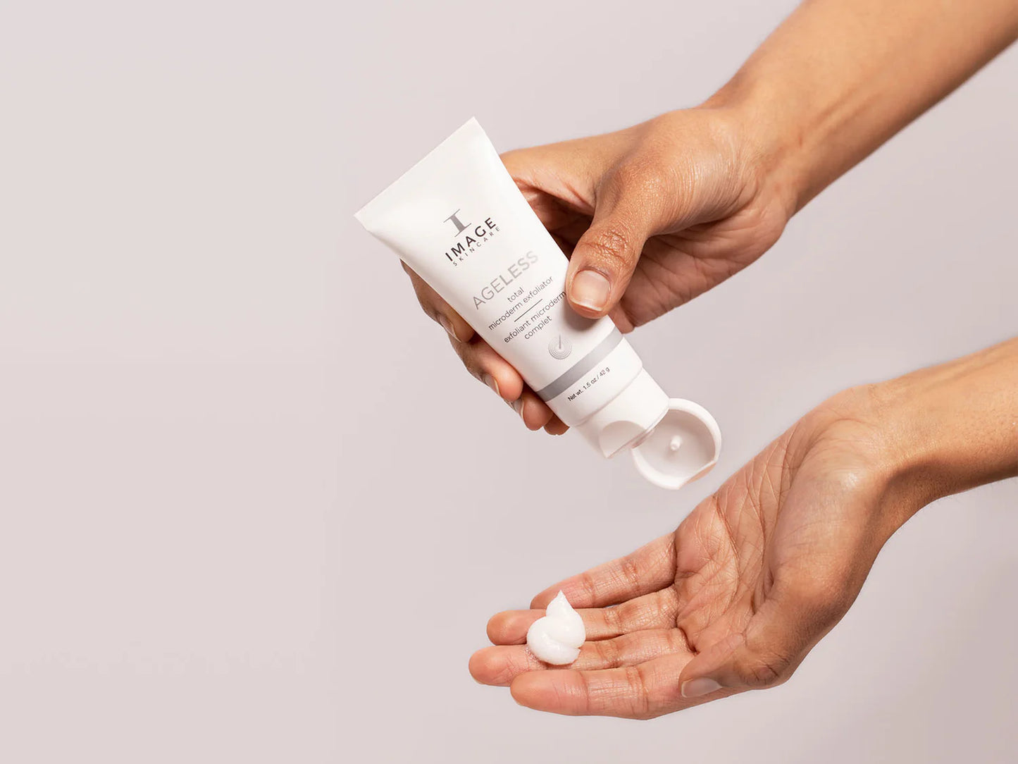 AGELESS -Total microderm Exfoliator